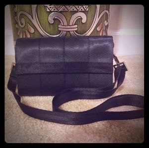 Harvey's Seatbelt Bag:  Streamline Wallet, Black